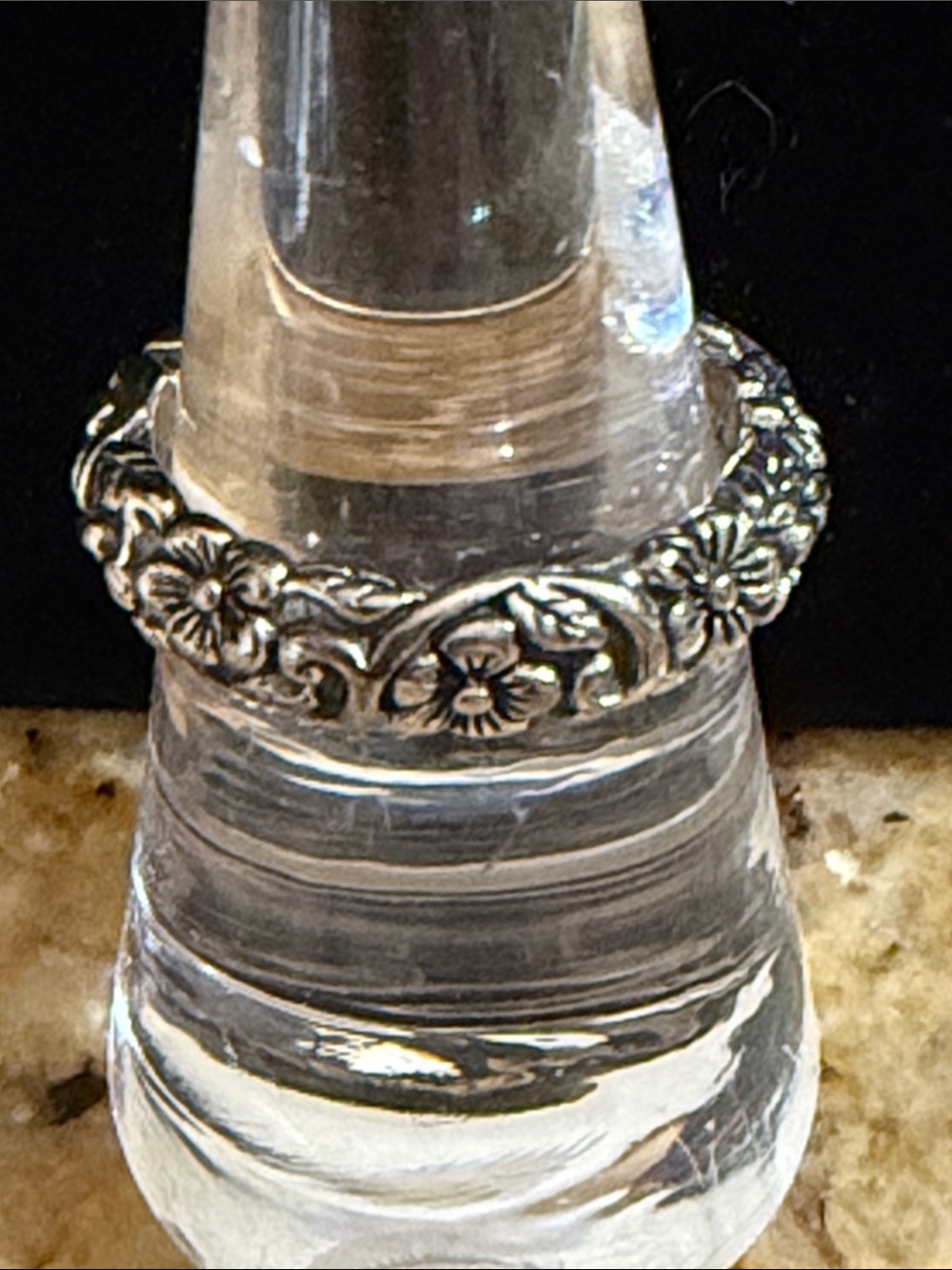 Jai by John Hardy Floral size 7 ring Stamped 925